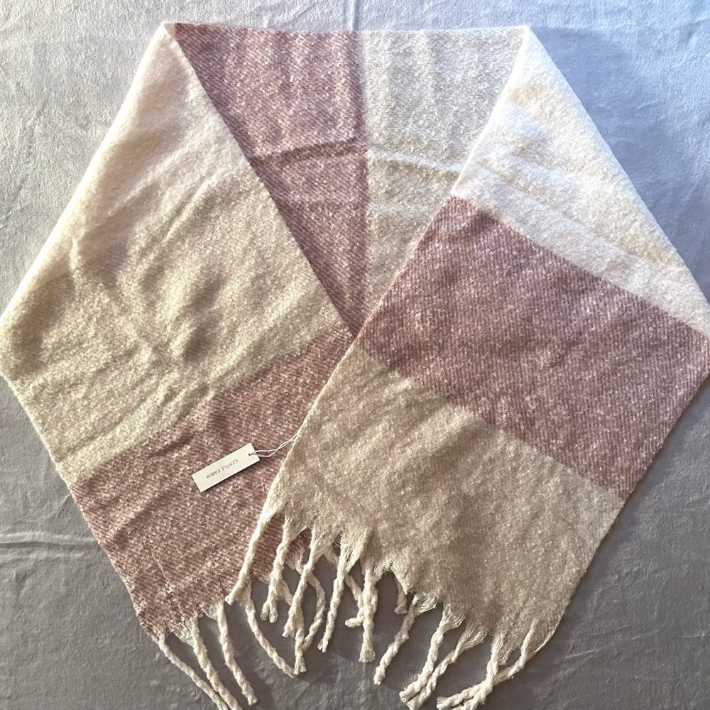 NWT dusty mauve & cream color block cozy knit scarf